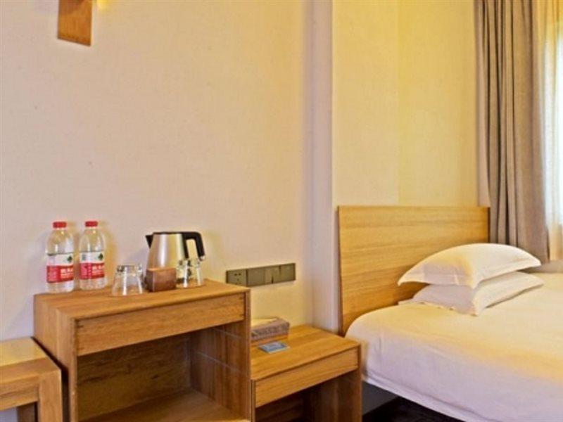 Ramada Encore By Wyndham Shanghai Pudong Airport Eksteriør bilde