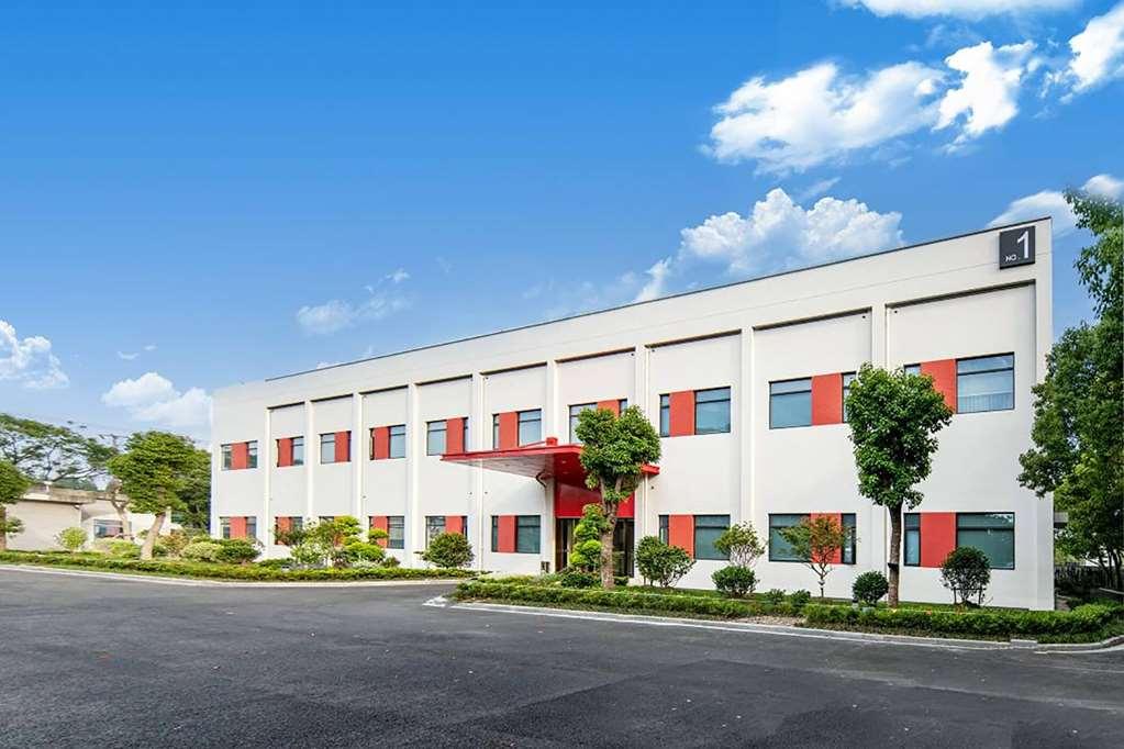 Ramada Encore By Wyndham Shanghai Pudong Airport Eksteriør bilde